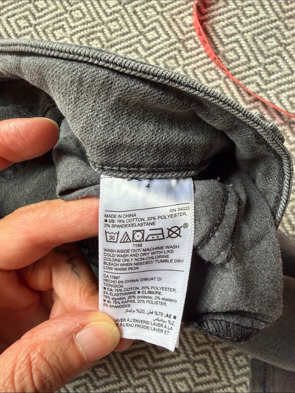 Old Navy Charcoal Super Skinny Jeggings - Picture 9 of 10